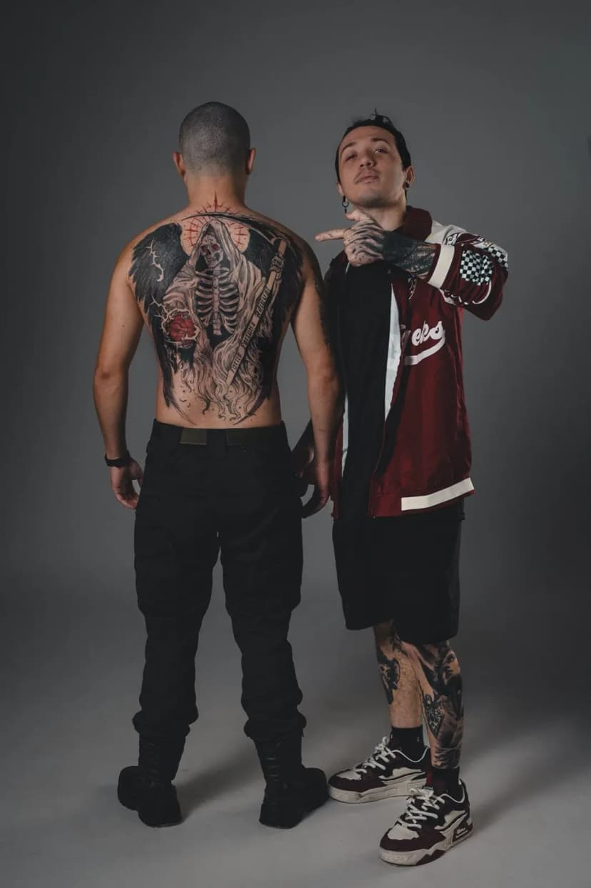 LOPS INK, artista residente do Porcel Tattoo Studio